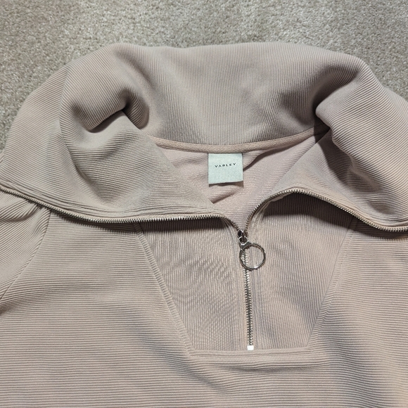 Varley vine half zip sweater, size large - Picture 2 of 5